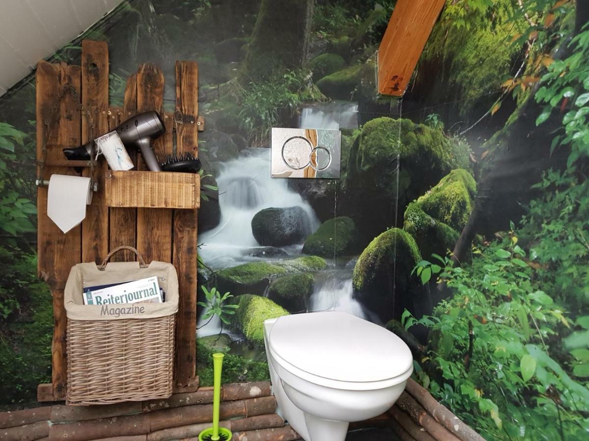 Zucht- Und Ausbildungsstall Rubly Kleinbundenbach Esterno foto